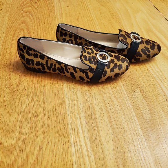 Victoria's Secret Leopard Flats Size 7.5B - Picture 6 of 16